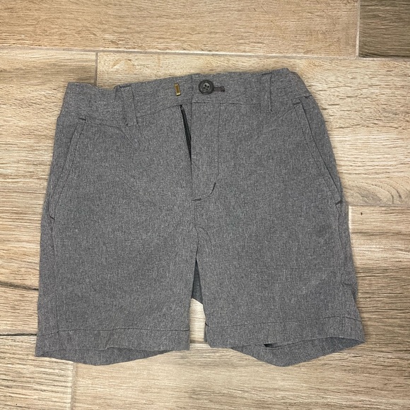 Gray Vineyard Vines Performance Breaker Shorts - Picture 2 of 4